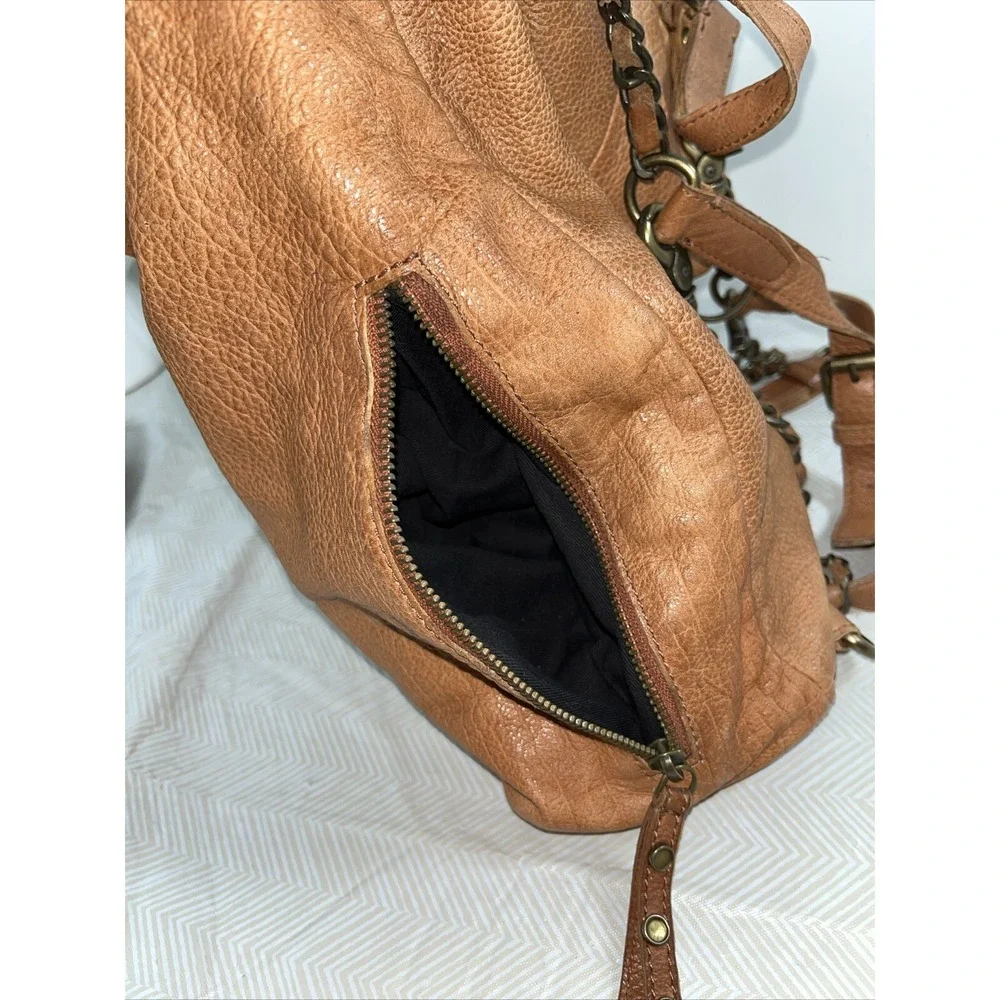FRYE and Co Burnt Orange Chain Leather Backpack Purse FCH0038C Slouchy Casual
